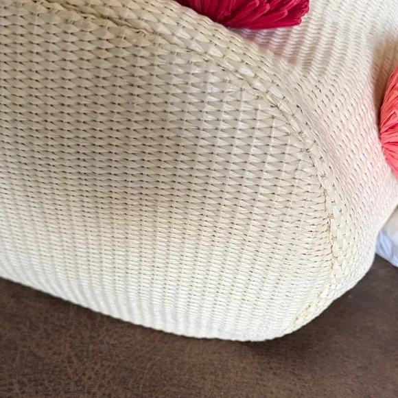 Kate Spade Beige Straw Tote with Red and Pink Floral Design - Picture 14 of 15